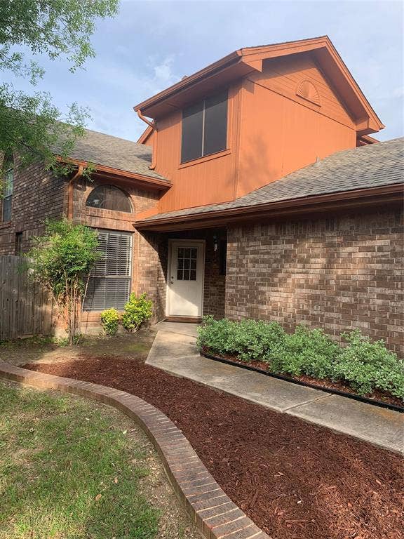 Property photo for 6828 Dalmation Circle, Plano, TX