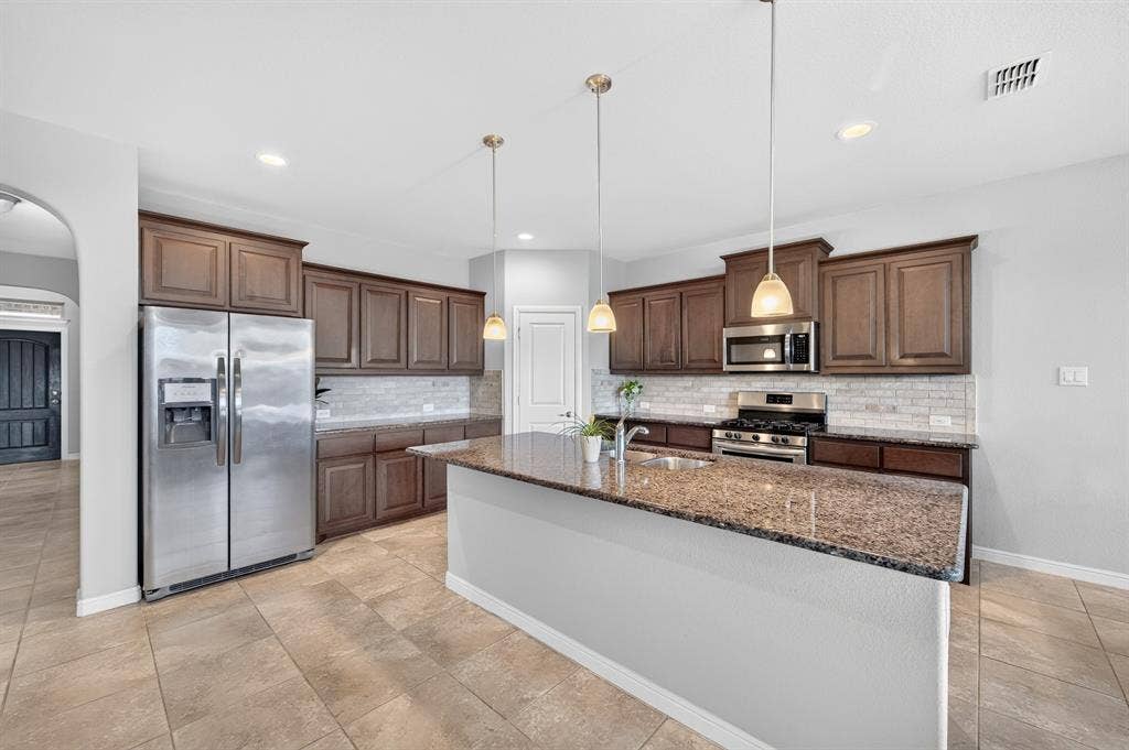 1328 Canary Lane, Argyle, TX 76226