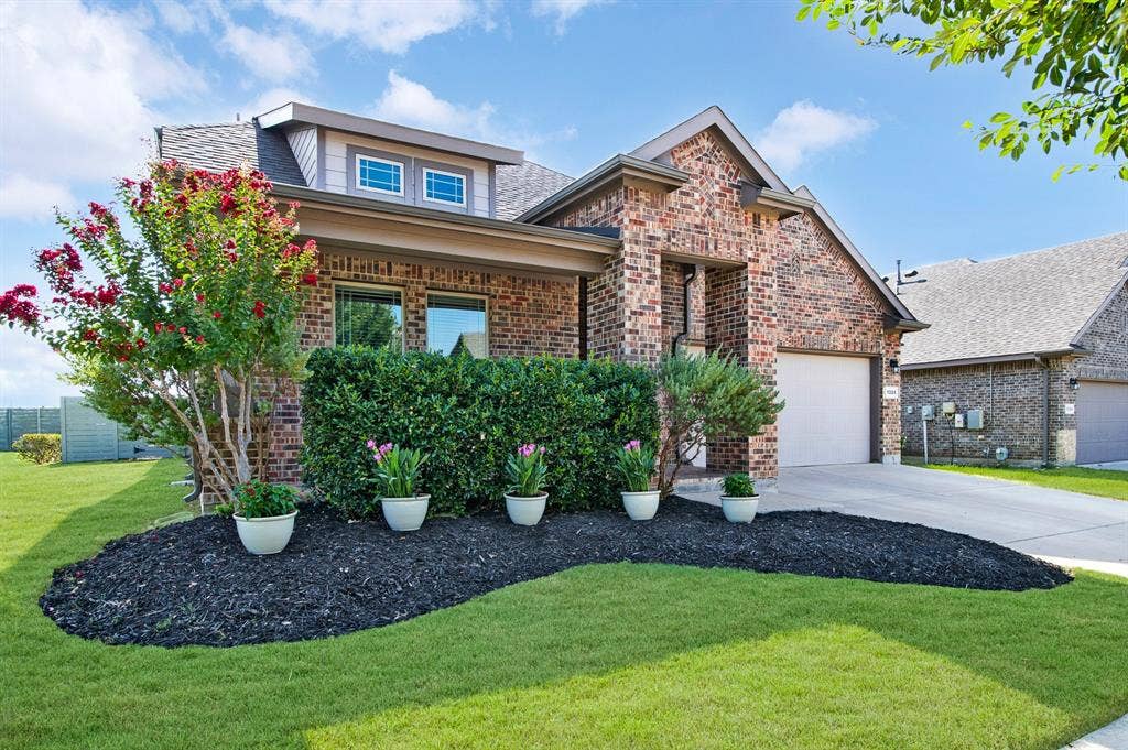 1328 Canary Lane, Argyle, TX 76226