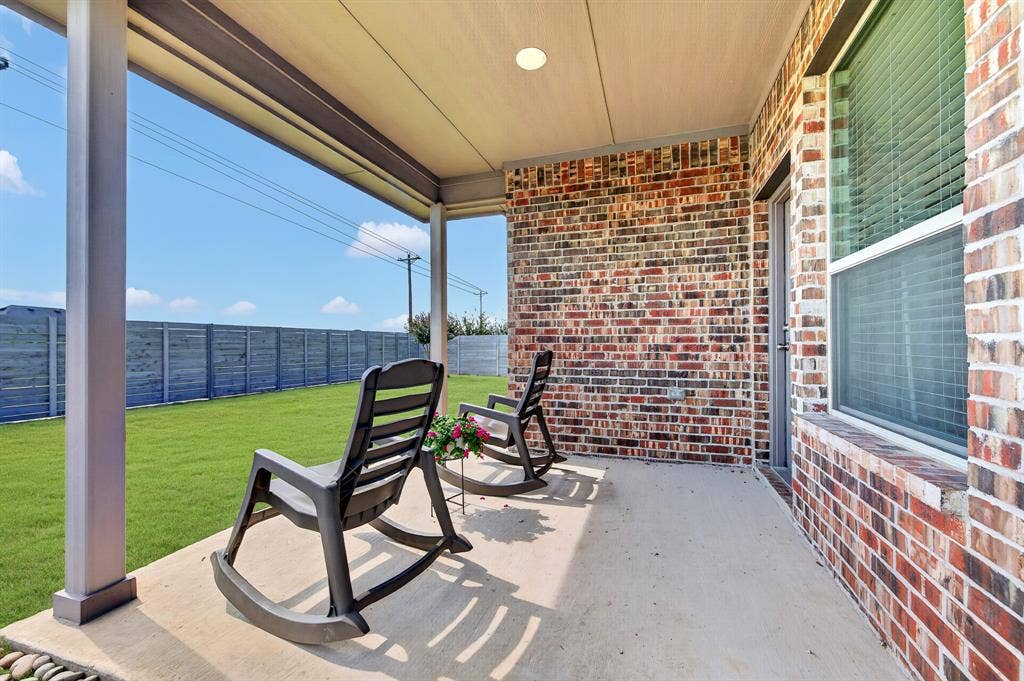 1328 Canary Lane, Argyle, TX 76226