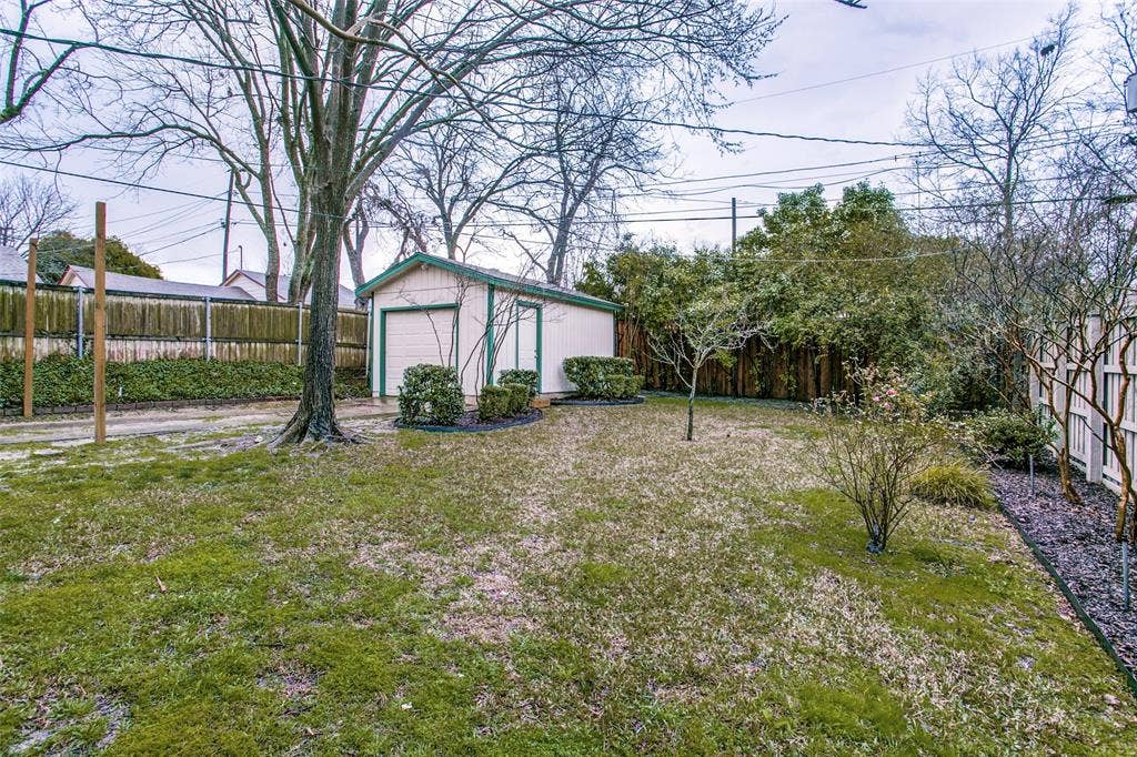 715 Newell Avenue, Dallas, TX 75223 715 Newell Avenue, Dallas, TX 75223