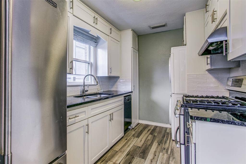 715 Newell Avenue, Dallas, TX 75223 715 Newell Avenue, Dallas, TX 75223