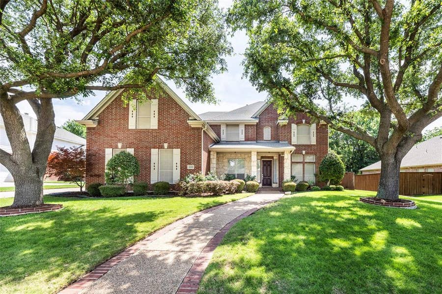 Property photo for 220 Justin Road, Murphy, TX