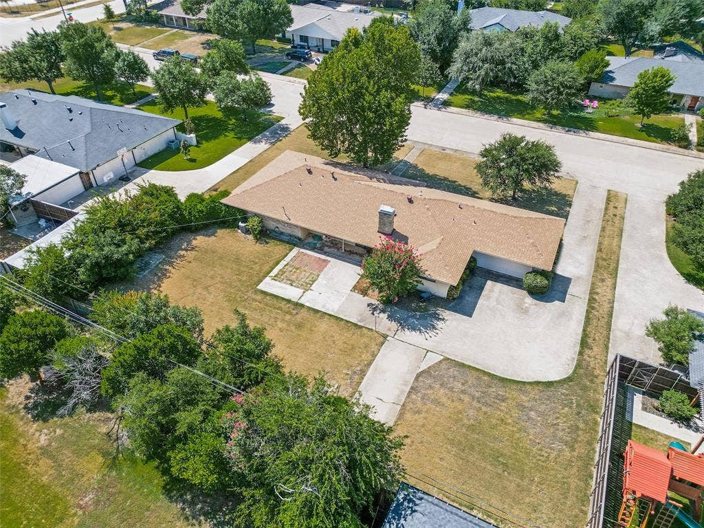 4091 Killion Drive, Dallas, TX 75229 4091 Killion Drive, Dallas, TX 75229