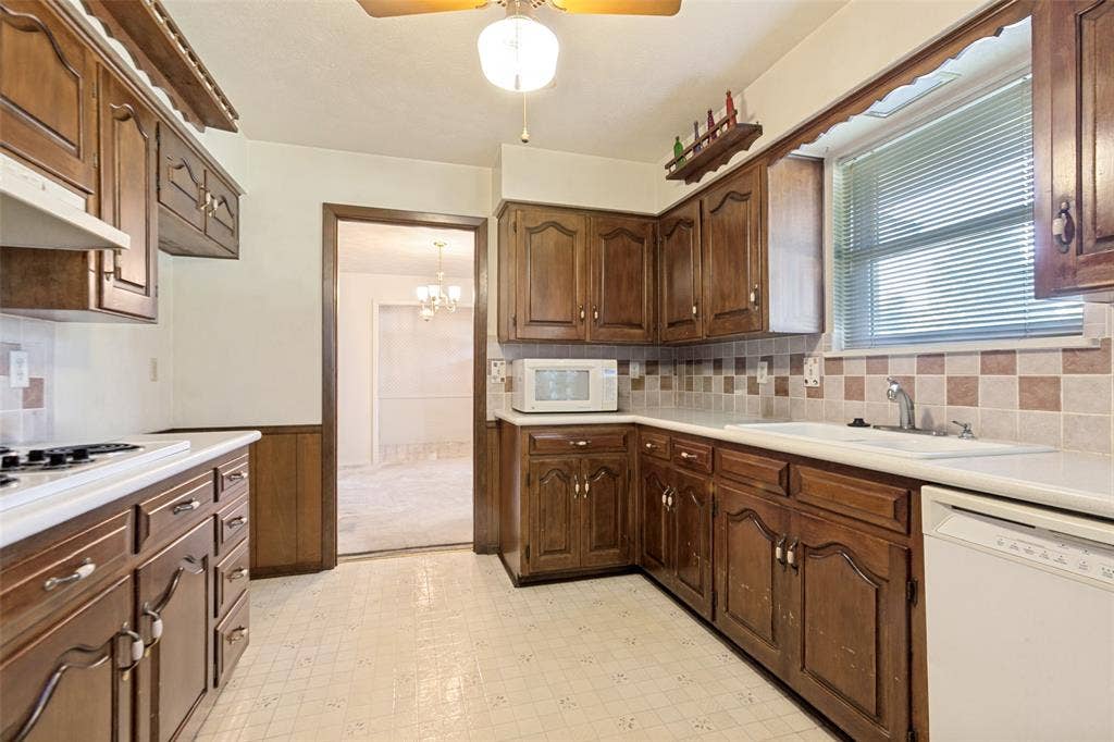 4091 Killion Drive, Dallas, TX 75229 4091 Killion Drive, Dallas, TX 75229