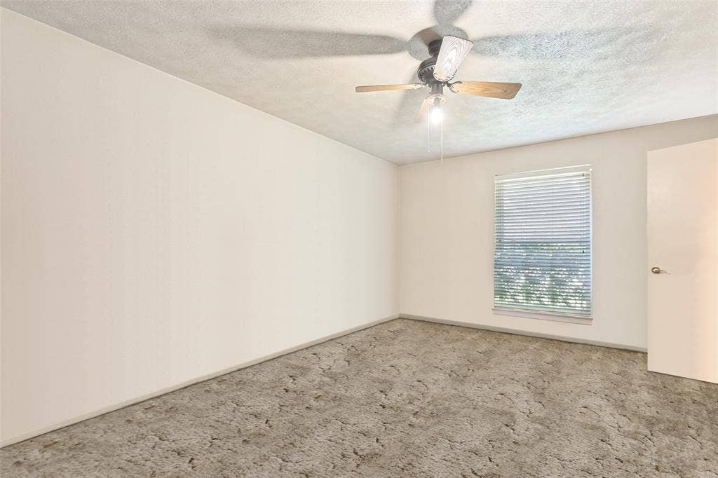 4091 Killion Drive, Dallas, TX 75229 4091 Killion Drive, Dallas, TX 75229