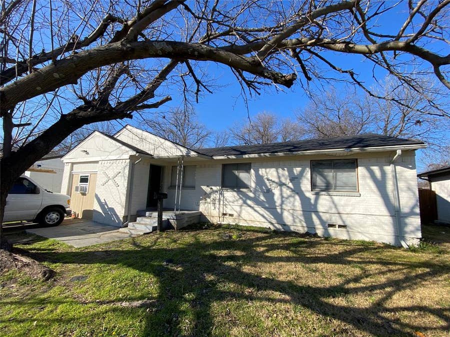 Property photo for 3429 Moon Drive, Mesquite, TX