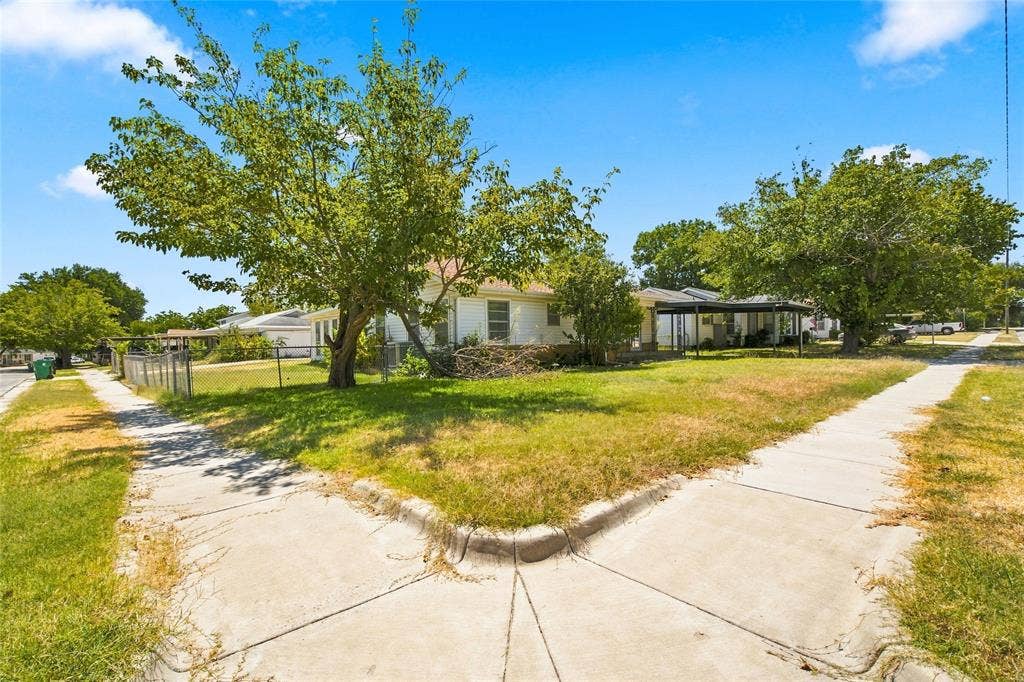 5130 Vicki Street, Haltom City, TX 76117 5130 Vicki Street, Haltom City, TX 76117