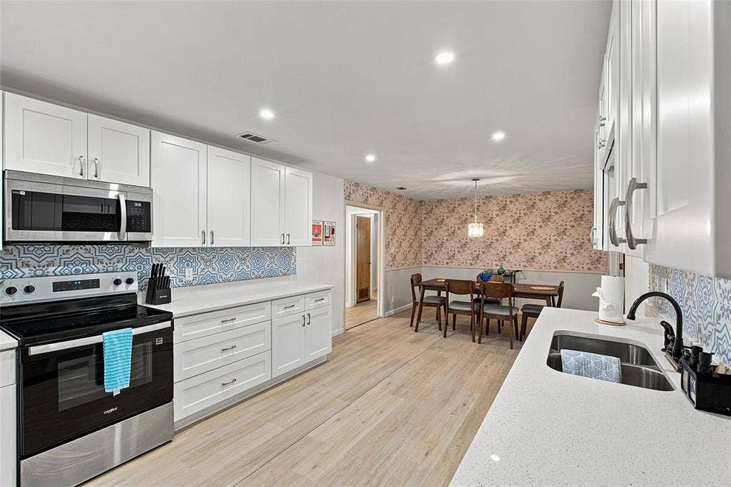 5130 Vicki Street, Haltom City, TX 76117 5130 Vicki Street, Haltom City, TX 76117