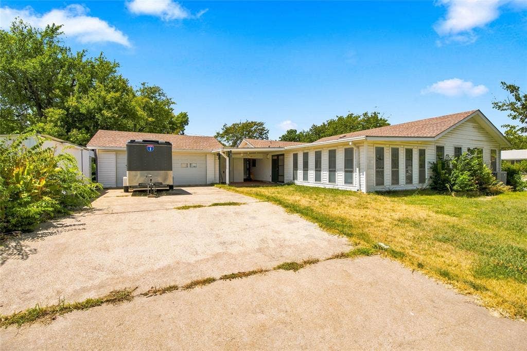 5130 Vicki Street, Haltom City, TX 76117 5130 Vicki Street, Haltom City, TX 76117