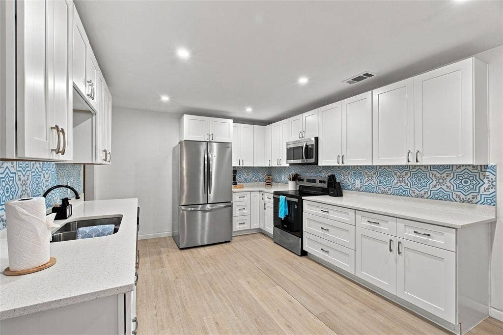 5130 Vicki Street, Haltom City, TX 76117 5130 Vicki Street, Haltom City, TX 76117
