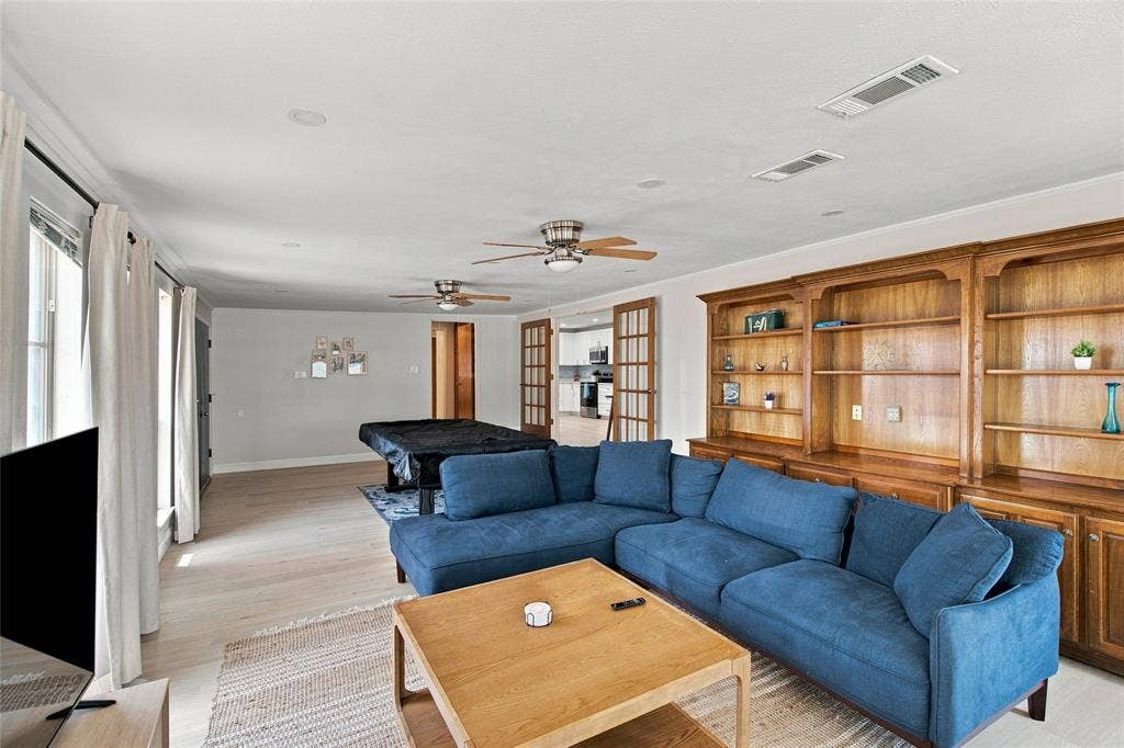 5130 Vicki Street, Haltom City, TX 76117 5130 Vicki Street, Haltom City, TX 76117