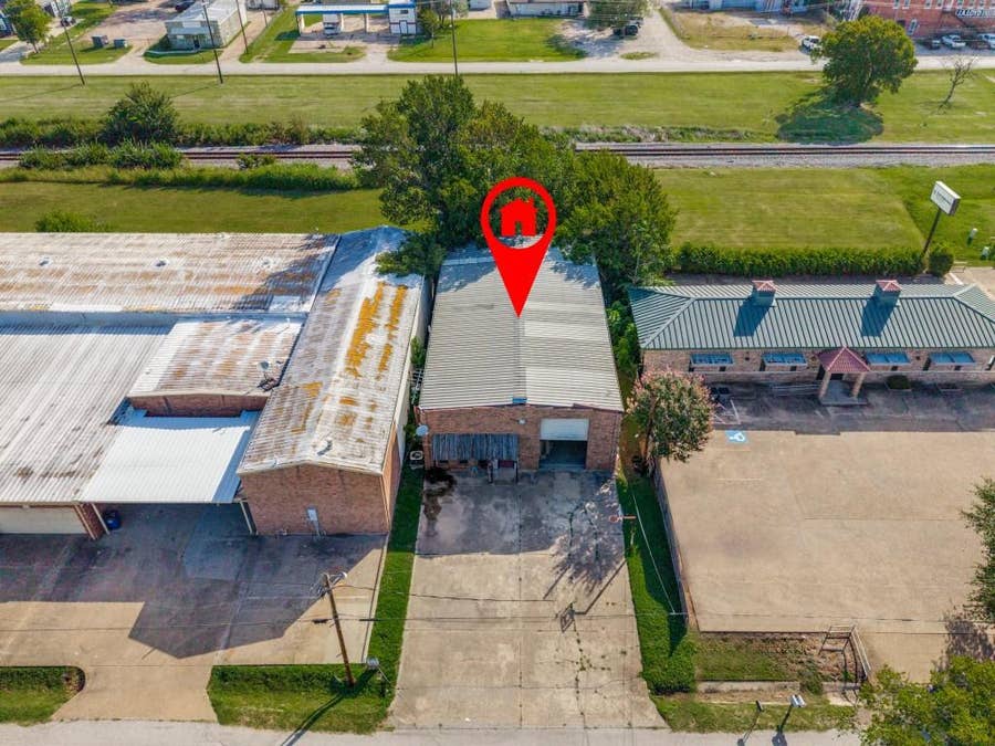 Property photo for 118 W Main Street, Forney, TX
