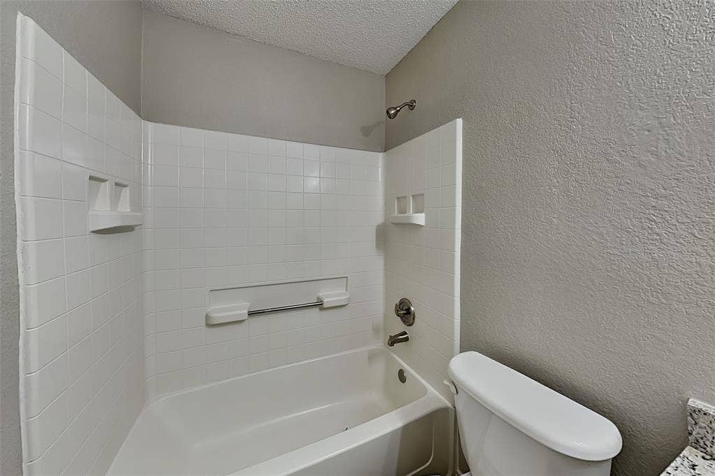 8809 Limestone Drive, Fort Worth, TX 76244 8809 Limestone Drive, Fort Worth, TX 76244