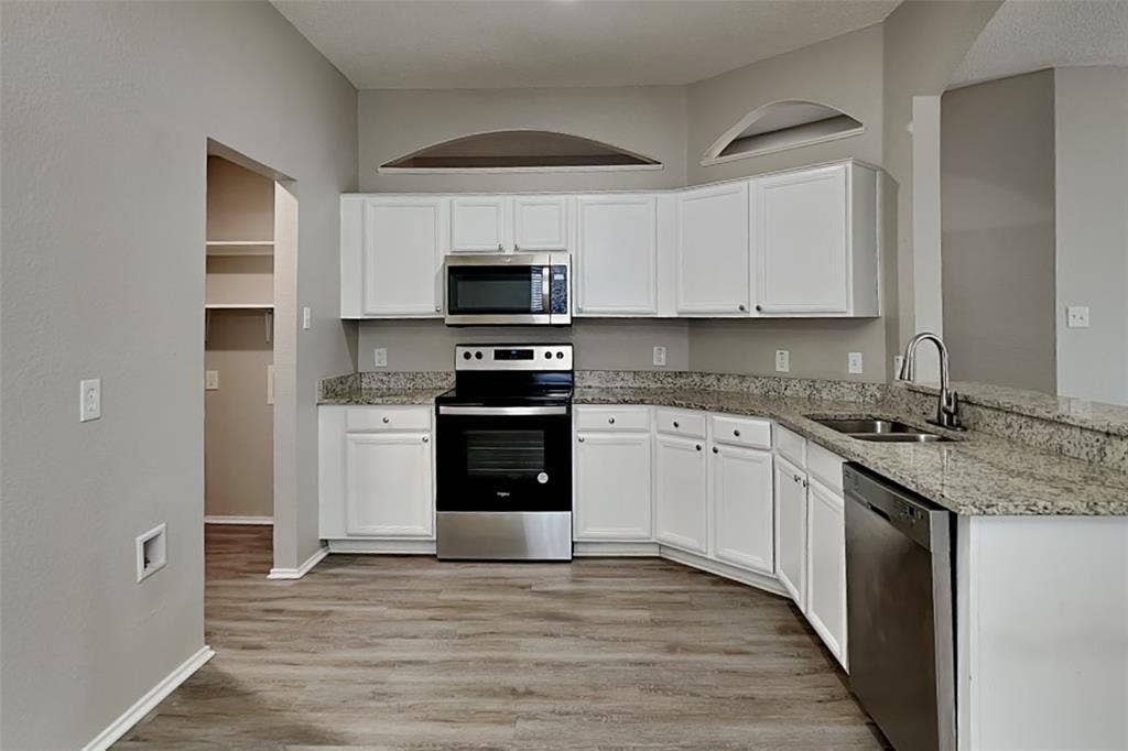 8809 Limestone Drive, Fort Worth, TX 76244 8809 Limestone Drive, Fort Worth, TX 76244