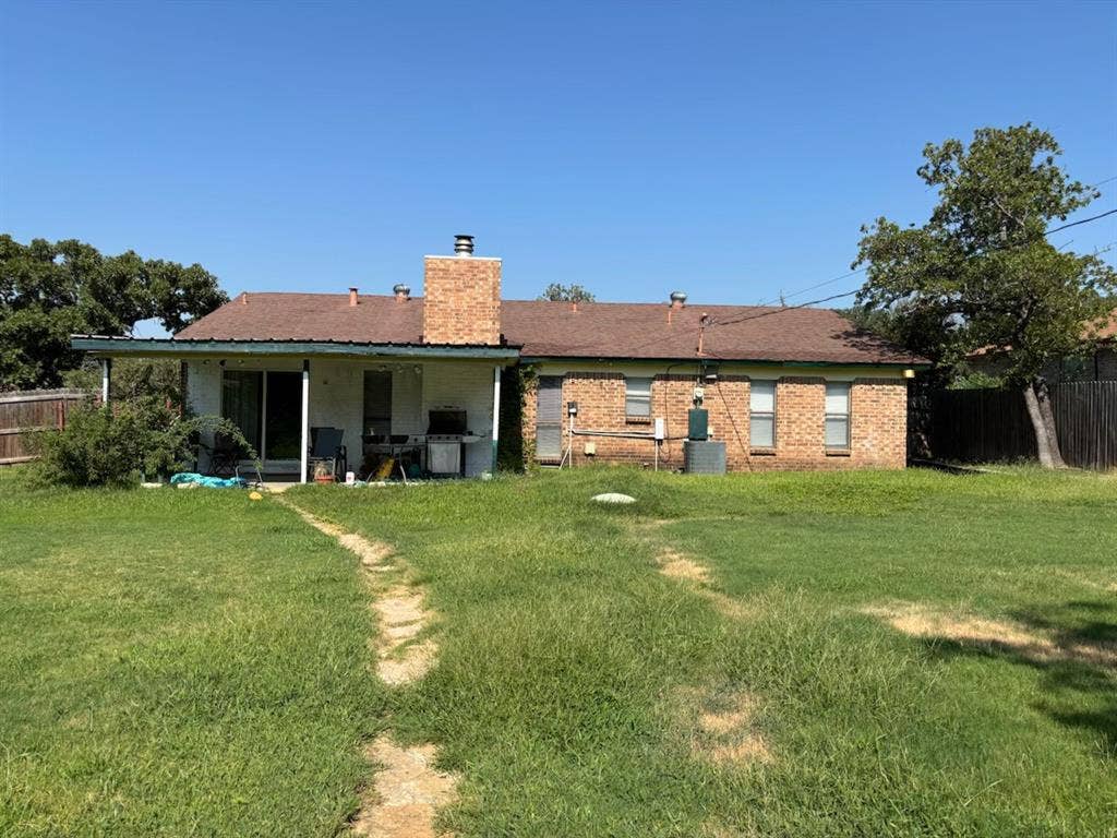 308 Hickorywood Street, Azle, TX 76020 308 Hickorywood Street, Azle, TX 76020