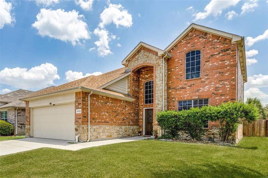 Property photo for 5712 Mountain Stream Trail, Fort Worth, TX