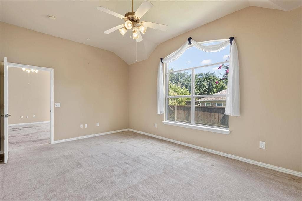 2833 Mott Street, Plano, TX 75025 2833 Mott Street, Plano, TX 75025