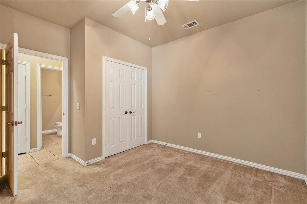 2833 Mott Street, Plano, TX 75025 2833 Mott Street, Plano, TX 75025
