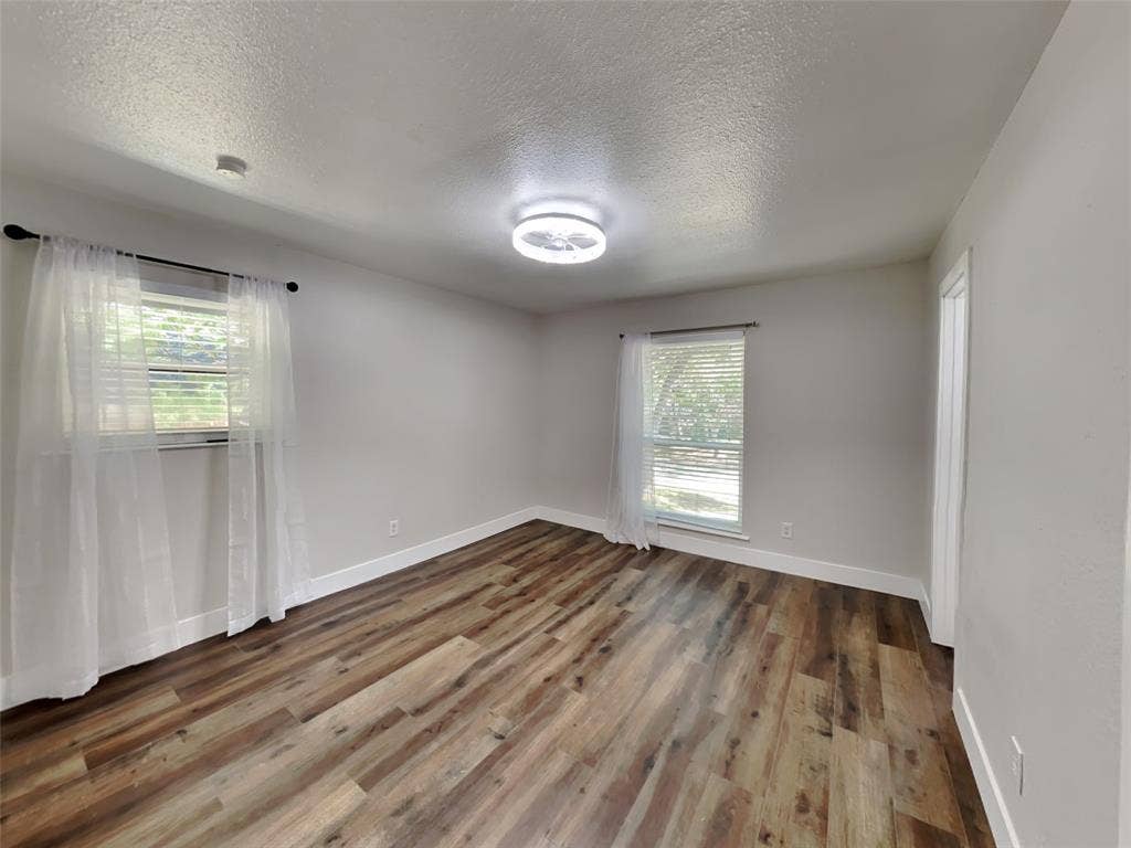 3704 Astoria Drive, Arlington, TX 76013