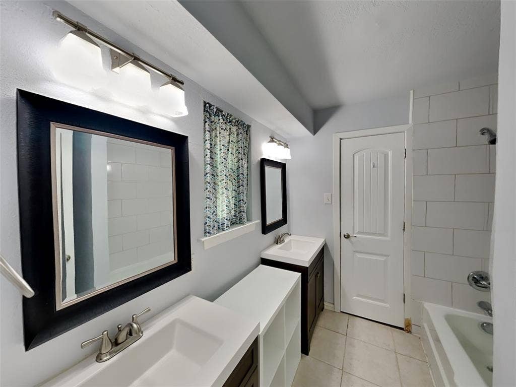 3704 Astoria Drive, Arlington, TX 76013