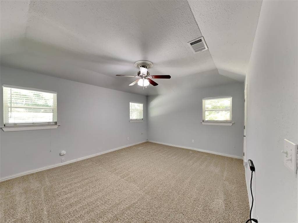 3704 Astoria Drive, Arlington, TX 76013