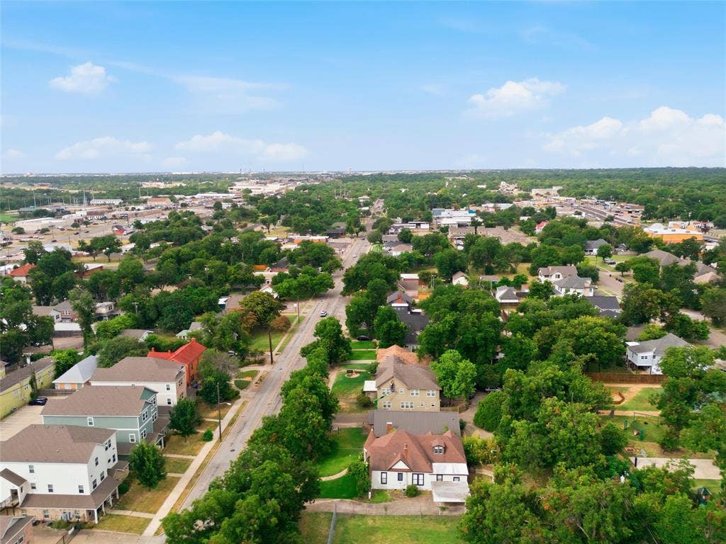 2001 Washington Avenue, Waco, TX 76701 2001 Washington Avenue, Waco, TX 76701