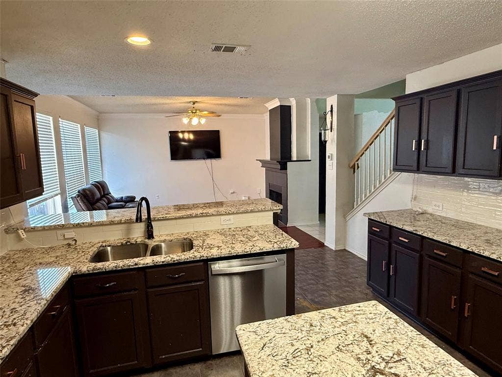 4922 Silverweed Drive, McKinney, TX 75070 4922 Silverweed Drive, McKinney, TX 75070