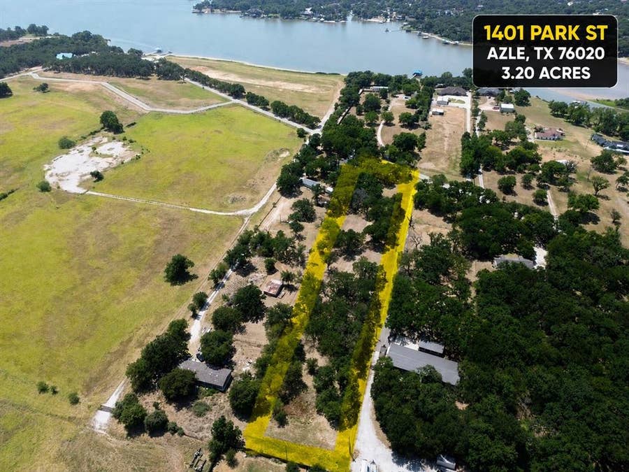 Property photo for 1401 Park Street, Azle, TX