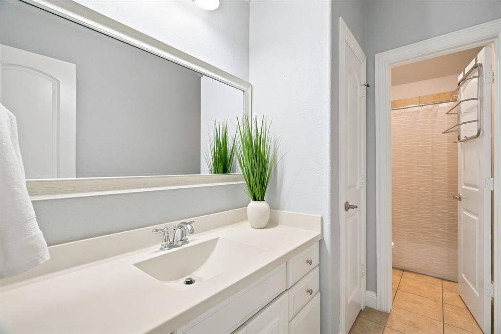 lots of great cabinet space in Bathroom
