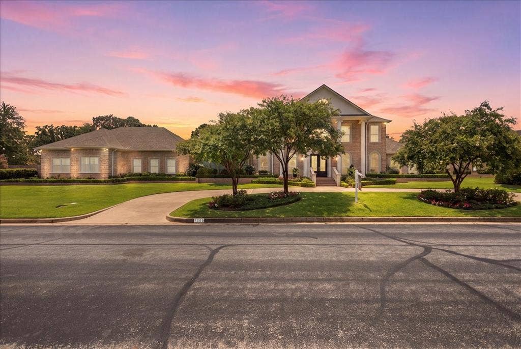 7005 Gleneagles Drive, Tyler, TX 75703