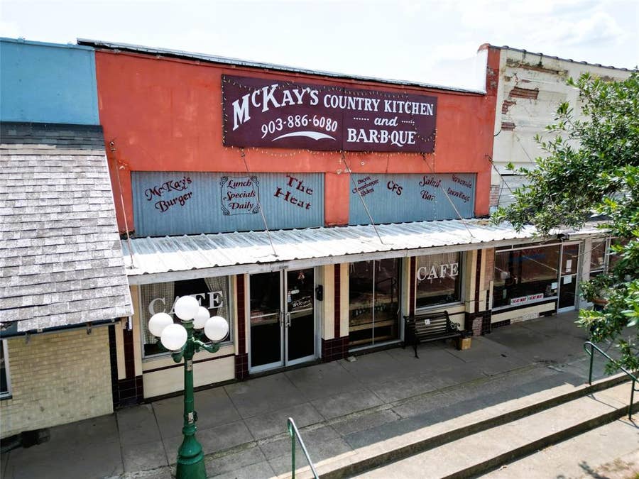 Property photo for 1113 Main Street, Commerce, TX