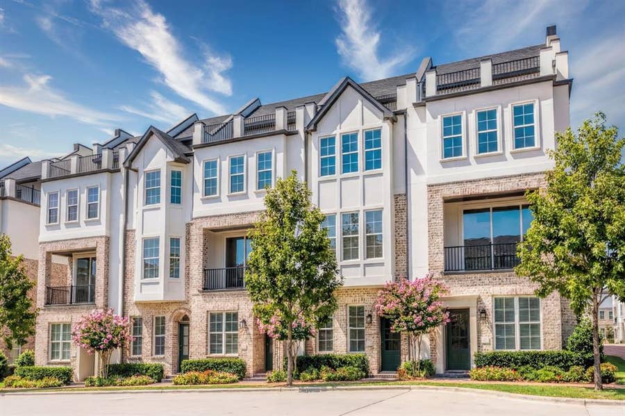 Property photo for 2180 Flame Birch Lane, Dallas, TX