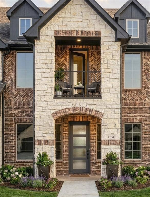 Property photo for 824 Eaglescliffe Landing, Wylie, TX