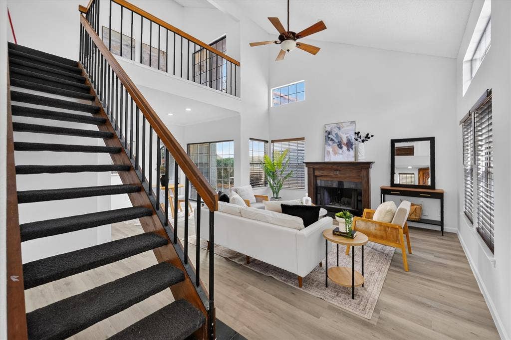 631 Mission Circle, Irving, TX 75063 631 Mission Circle, Irving, TX 75063