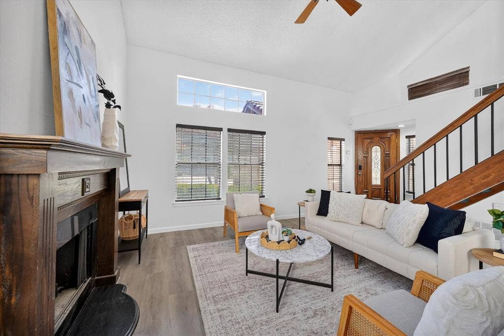 631 Mission Circle, Irving, TX 75063 631 Mission Circle, Irving, TX 75063