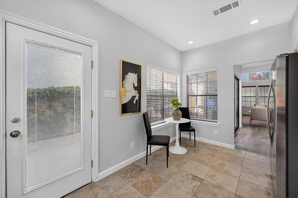 631 Mission Circle, Irving, TX 75063 631 Mission Circle, Irving, TX 75063