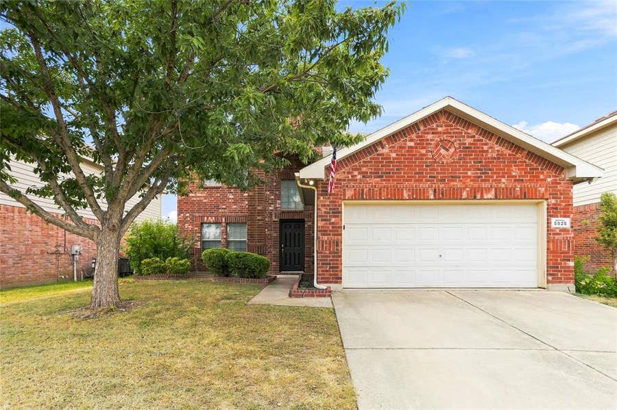 Property photo for 5825 Show Master Lane, Fort Worth, TX