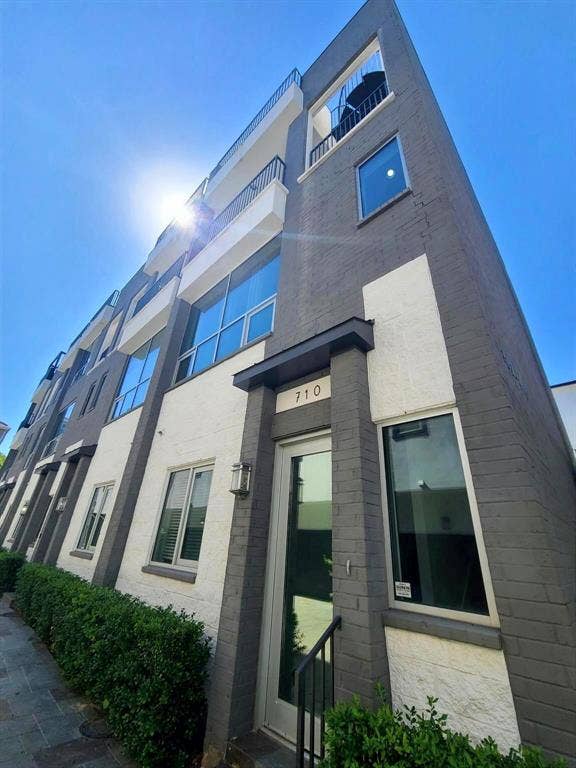 Property photo for 710 Colten James Lane, Dallas, TX