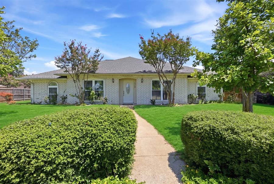 Property photo for 1718 Merrimac Trail, Garland, TX