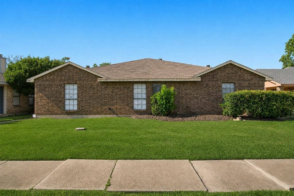 506 W Warrior Trail, Grand Prairie, TX 75052 506 W Warrior Trail, Grand Prairie, TX 75052