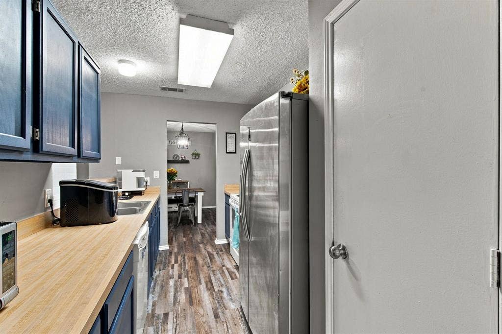506 W Warrior Trail, Grand Prairie, TX 75052 506 W Warrior Trail, Grand Prairie, TX 75052