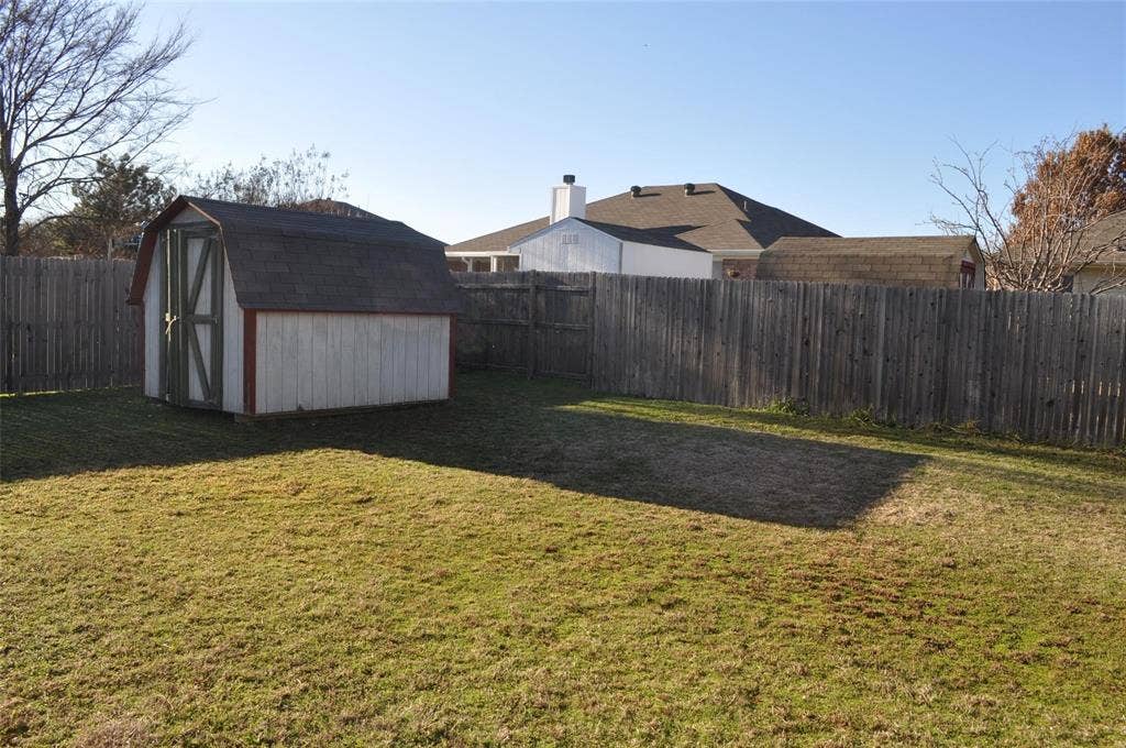 1611 Windcastle Drive, Mansfield, TX 76063 1611 Windcastle Drive, Mansfield, TX 76063