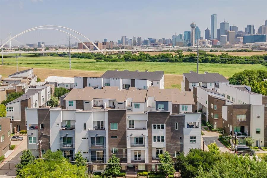 Property photo for 381 E Greenbriar Lane, #804, Dallas, TX