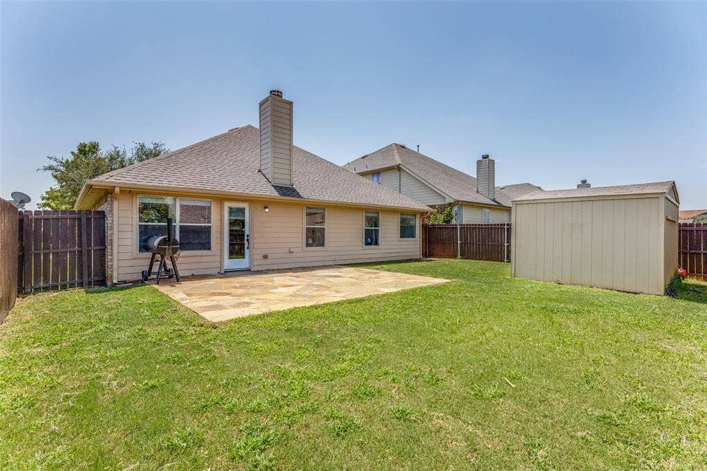 7045 Welshman Drive, Fort Worth, TX 76137
