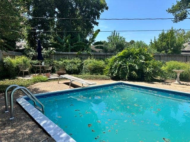 9035 Hendon Lane, Houston, TX 77036 9035 Hendon Lane, Houston, TX 77036