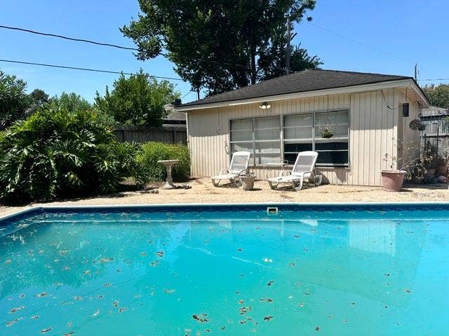 9035 Hendon Lane, Houston, TX 77036 9035 Hendon Lane, Houston, TX 77036