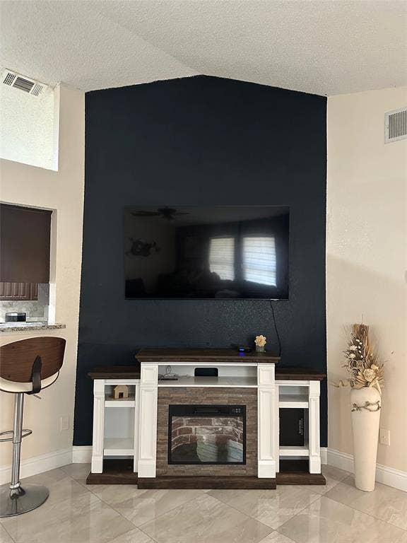 6217 Firebird Drive, Watauga, TX 76148 6217 Firebird Drive, Watauga, TX 76148