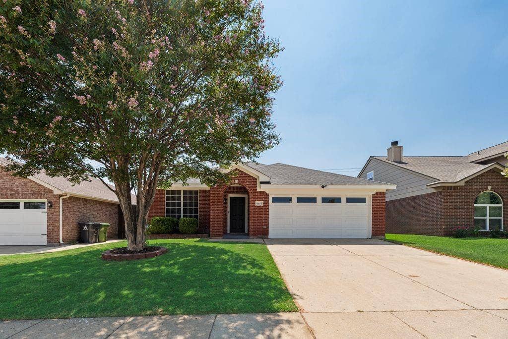 6614 Spartan Drive, Arlington, TX 76001 6614 Spartan Drive, Arlington, TX 76001