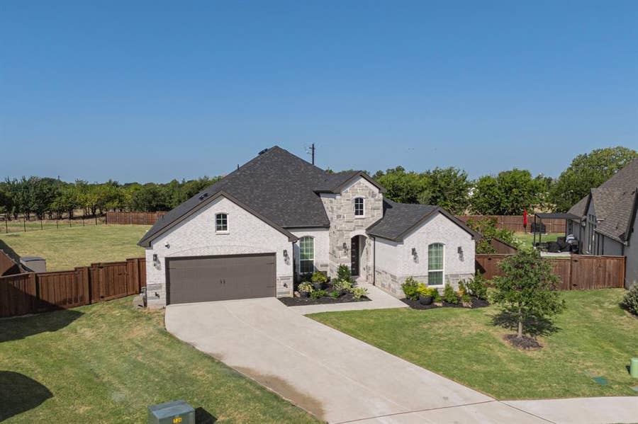 Property photo for 459 Peppercress Lane, Haslet, TX